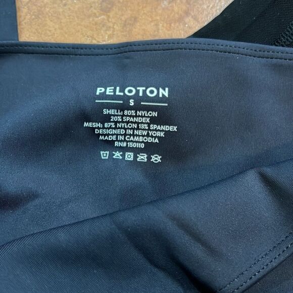 NWT Peloton Move Mission Scallop Hem Legging Black size S - Picture 6 of 10